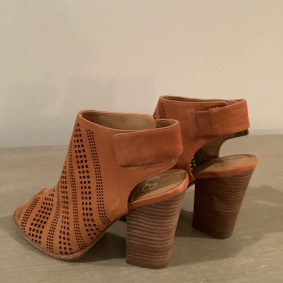 Gianni Bini open toe bootie - Picture 7 of 13